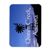 クイーンクリークアリゾナの風車のシルエット マグネット (縦)