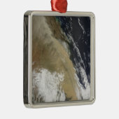 クイーンズラ北部から張り出された砂塵の壁 メタルオーナメント (右)