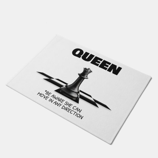 クイーンチェス彼女は任意の方向に移動できることを知っている ドアマット (アングル)