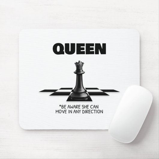 クイーンチェス彼女は任意の方向に移動できることを知っている マウスパッド (マウス)