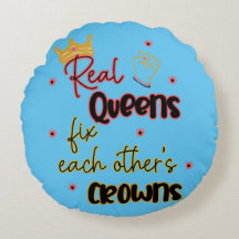 クイーン実在ズがお互いの王冠を固定する