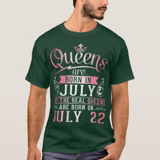 クイーン生まれは7月だが、クイーン実在はボーだ Tシャツ