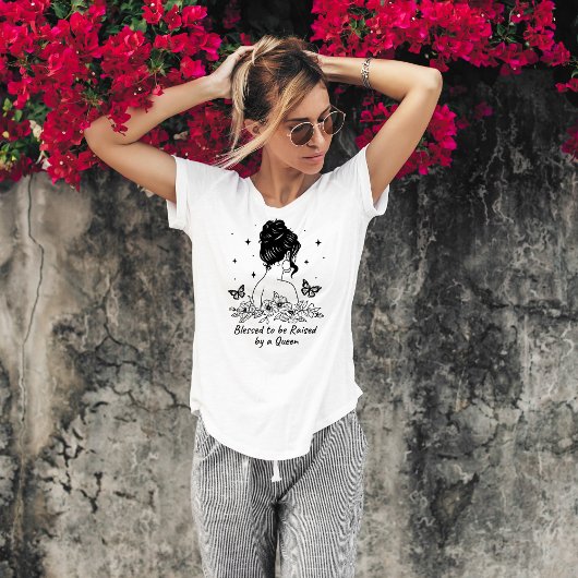 クイーン賛美アウトラインの母の贈り物によって育てられる Tシャツ