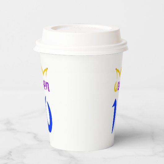 クイーン10 紙コップ (左)