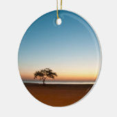 クウェートの日の出の孤独な木 セラミックオーナメント (左)
