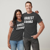 クオモ氏を逮捕 80年代風レトロ Tシャツ (ユニセックス)