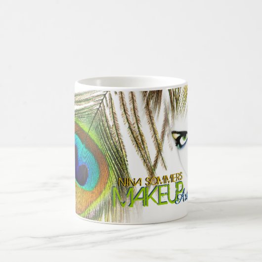 クジャク羽のメイクアップアーティスト コーヒーマグカップ (中央)