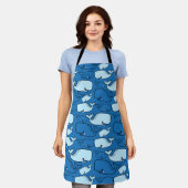 クジラの青い模様 エプロン (着用した状態)