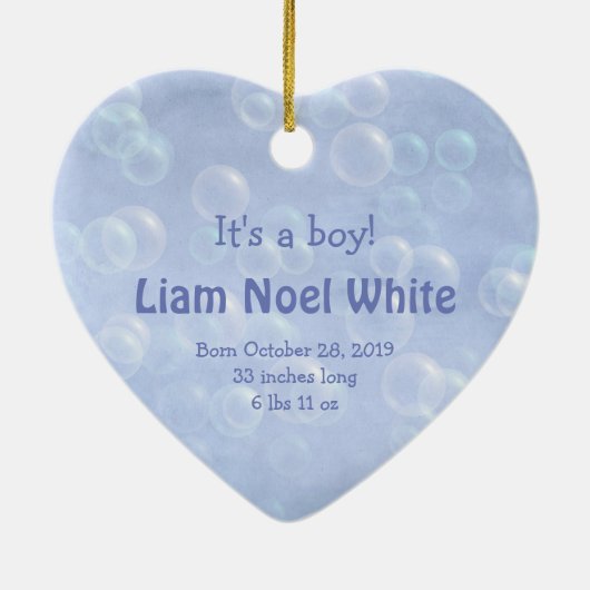 クジラの魚の男の赤ちゃんの誕生の発表のハート セラミックオーナメント (裏面)
