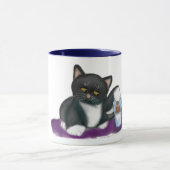 クッキーおよびミルクを持つタキシード猫 マグカップ (中央)