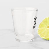 クッキーとイエス ショットグラス (左)