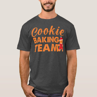 クッキーを焼くチーム クリスマス 家族で焼く ジンジャーブレッド Tシャツ