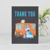 クッキーモンスターのチョークボードフードトラック誕生日 サンキューカード (スタンド正面)