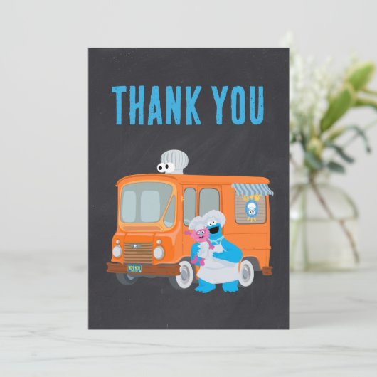 クッキーモンスターのチョークボードフードトラック誕生日 サンキューカード (スタンド正面)