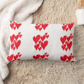 クッションのパターンの赤い愛ハートのグループ ランバークッション (ブランケット)