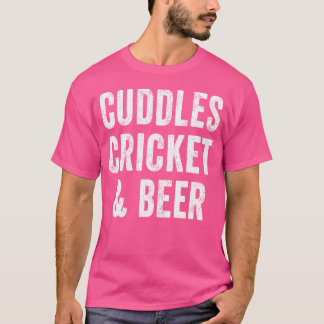 クッドルクリケット及びビールひげおもしろい付きクリケットこうもり Tシャツ