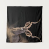 クドゥの精神 タペストリー (正面(横))