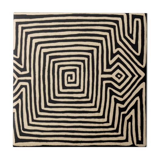 クナインディアントルトゥガ タイル (正面)