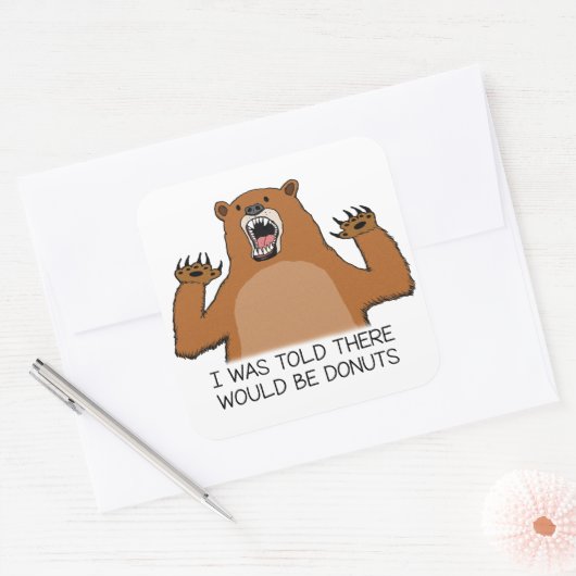 クマおもしろいはドーナツがあると言われた スクエアシール (封筒)