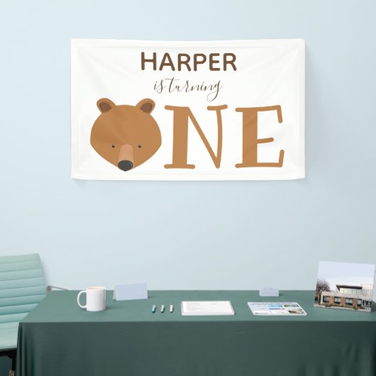 クマかわいい動物の最初の誕生日 横断幕 (トレードショー)