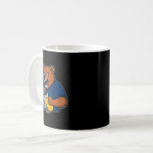 クマがチーズをこする面白いデザイン コーヒーマグカップ (正面左)