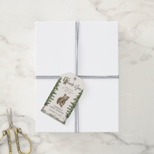 クマさんと一緒にお待ちしております ベイビーシャワーの感謝の気持ちを込めたプレゼント ギフトタグ (より糸付き)