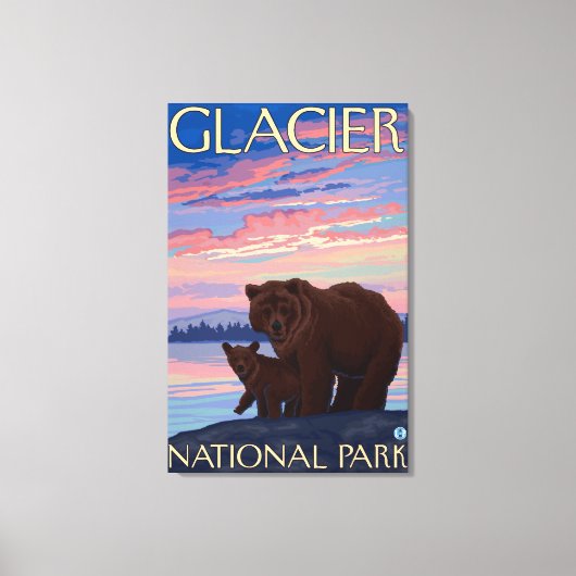 クマとカブ – Glacier National Park, MT キャンバスプリント (正面)