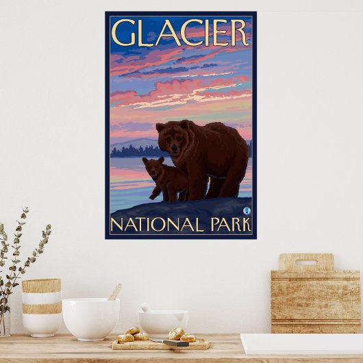 クマとカブ – Glacier National Park, MT ポスター (キッチン)