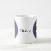 クマとバニーの月にかわいいカップル名前をカスタムする コーヒーマグカップ (中央)