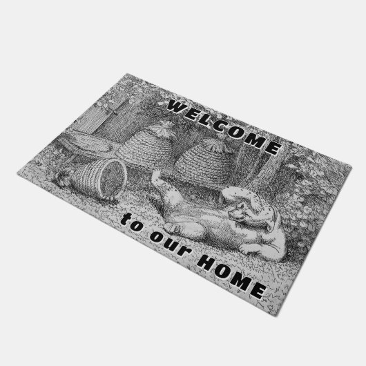 クマとミツバチが歓迎する姿 ドアマット (アングル)