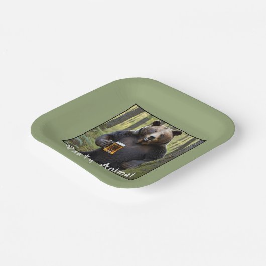 クマと誕生日ビール ペーパープレート (傾斜あり)