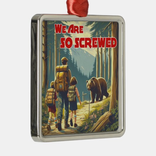 クマのハイキングをしていると思う メタルオーナメント (右)