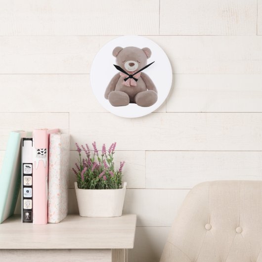 クマのピンクの漫画 ラージ壁時計 (読書スペース)