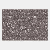 クマの前足、小枝、果実、ウッドランドブラウングリッターW ラッピングペーパーシート (正面)