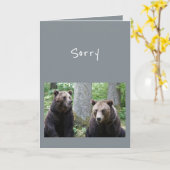 クマの動物のユーモアを言ってごめんなさい カード (黄色い花)