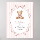 クマの弓とピンクストライプの1歳の誕生日ウェルカム ポスター (正面)