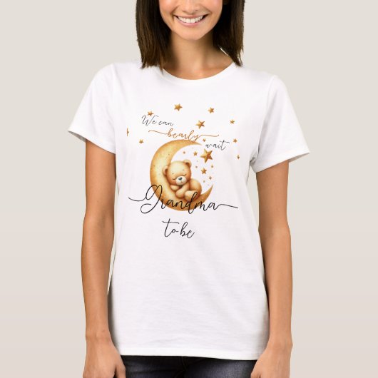 クマの赤ちゃんと一緒にお待ち遠方～ くまのベビー グランマになる Tシャツ (正面)