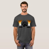 クマの足 クマのプライドフラグストライプ Tシャツ (正面フル)
