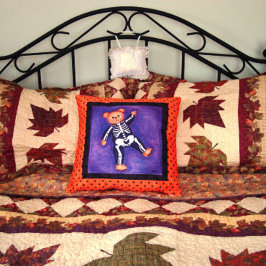 クマの骨ハロウィーン枕 クッション