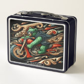 クマはっきりしたはバイクに乗るスタイル メタルランチボックス (裏面)