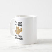 クマはクマの手ですべてを築く コーヒーマグカップ (正面左)
