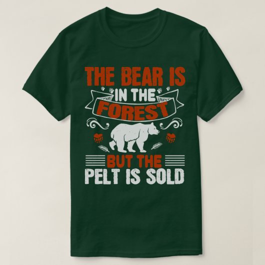 クマは森の中にいる1 Tシャツ (デザイン正面)