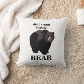 クマは食べ物のクマの匂いをおもしろい嗅いだ クッション (ブランケット)