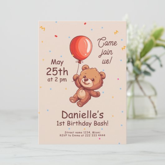 クマ1日よくはしゃぐ目、赤バルーン最初の誕生日 招待状 (スタンド正面)