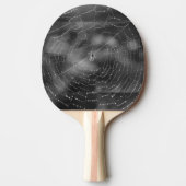 クモとくもの巣の白黒の写真 卓球ラケット (正面)