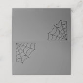 クモの巣の黒と灰色のゴシック結婚の プレイスカード (外部開封)