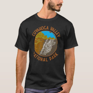 クヤホガバレーナショナルパークレトロ 動揺して Tシャツ
