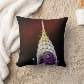 クライスラの建物-紫色および赤NYC クッション (ブランケット)