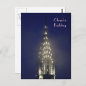 クライスラー建物が霧の中で夕暮れに点灯 ポストカード (正面/裏面)