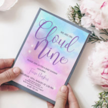 クラウドナイン女の子の赤ちゃんシャワー招待状。